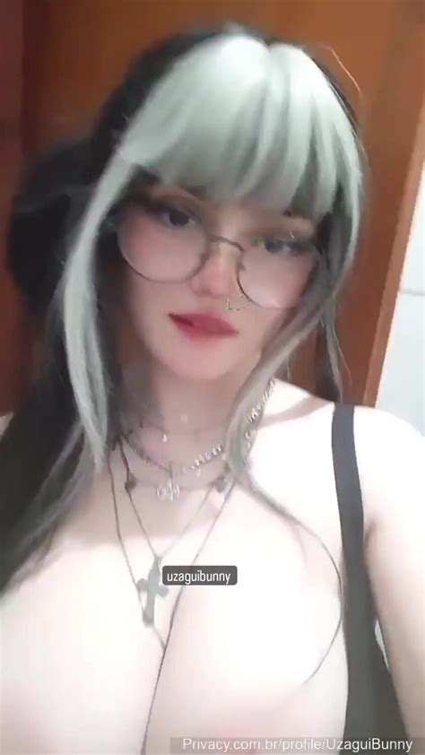 Uzagui Bunny Masturbando A Vagina Em Siririca Deliciosa E Gozando Cnn Amador