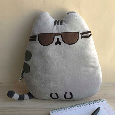 Kot Pusheen MASKOTKA W Okularach Poduszka 35 X 28 7955313843