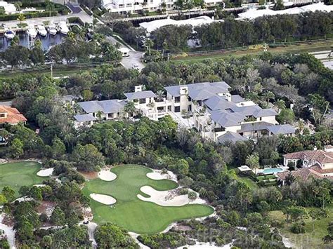 Michael Jordan Moves Into New 28,000 Square Foot Jupiter Mansion ...