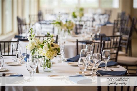 Sarah And Charlie Skaneateles Country Club Wedding — Mary Buttolph