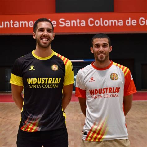 Kelme Presents The New Kits Of Industrias Santa Coloma