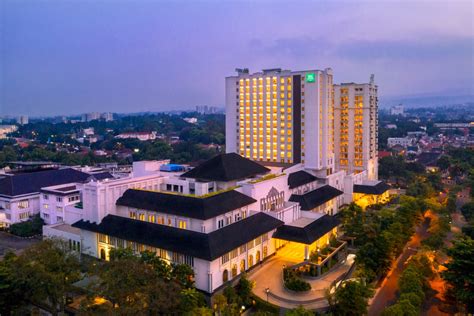 PULLMAN & IBIS STYLES BANDUNG GRAND CENTRAL - Contact us