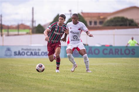 Fluminense sofre bola aérea e perde para o Ituano na Copinha por 3