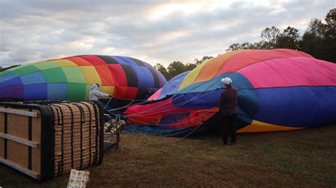 Is Riding In A Hot Air Balloon Actually Scary Two Outliers