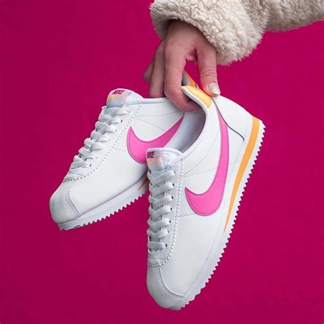 国内正規品♪ Nike【ナイキ】 Wmns Classic Cortez Leather ウィメンズ クラシック コルテッツ レザー メンズ