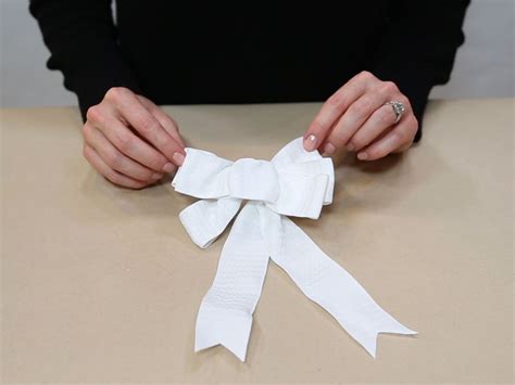 How To Make A Bow With Wired Ribbon Diys Guide Patterns