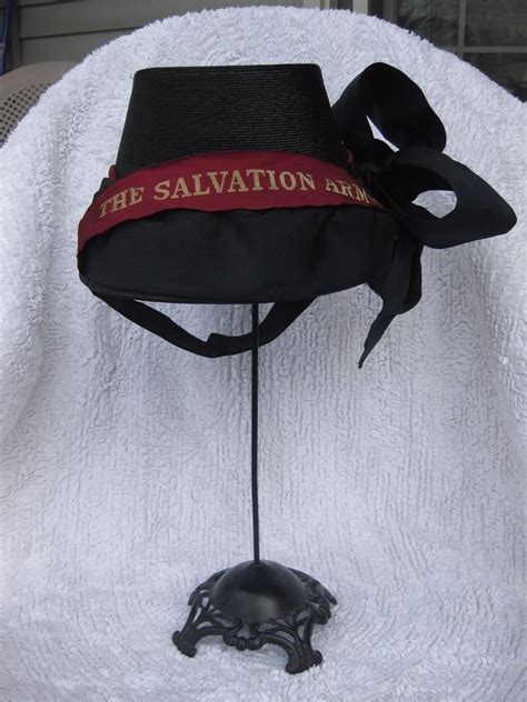 Rare Salvation Army Bonnet And Hat Box Collectors Set Circa1925