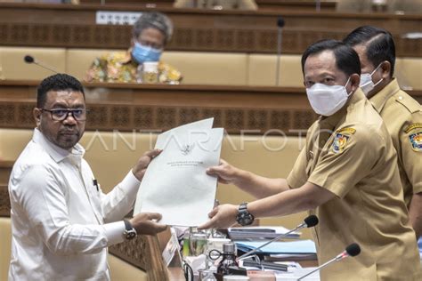 Pengambilan Keputusan Pembahasan Ruu Provinsi Antara Foto