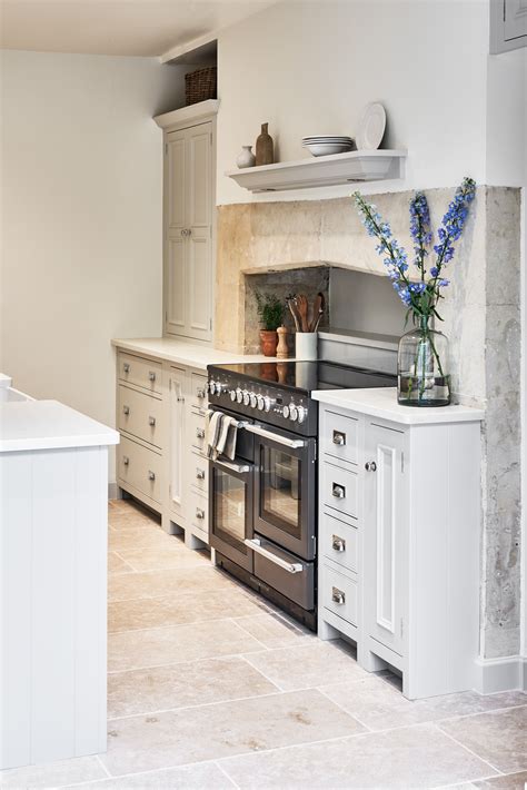 Kitchen Designed By Sims Hilditch For The Cotswold Country House