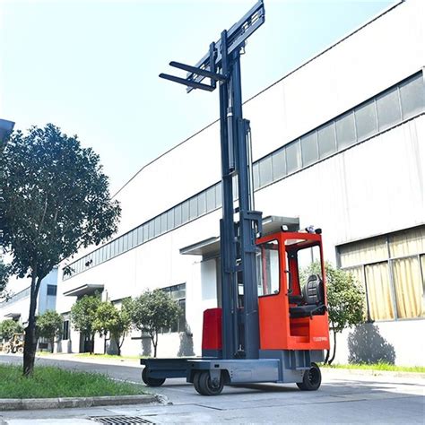 China Electric Multi Directional Reach Truck Manufacturers Good Price