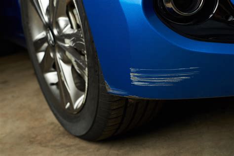 how to get a surface scratch off a car