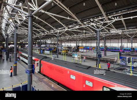 Platform At Leeds Station Stock Photo Alamy