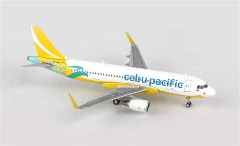 Highly Detailed Gemini Jet Diecast Model Airplane Cebu Pacific New