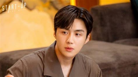 Kim Seon Ho Aktor Drakor Start Up Dan Hometown Cha Cha Cha Akan Fan