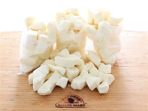 Cheddar Cheese Curds White 3 Pounds – Wisconsin Cheese Mart