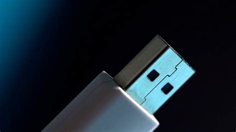 Хакеры компрометируют защищенные USB-накопители в рамках кампании ...
