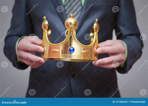 Coroa Do Ouro Coronation Imagem De Stock Imagem De Alto 121460245