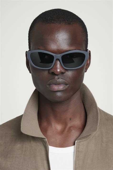 SPORTLICHE SONNENBRILLE - Dunkelblau - Men | H&M DE