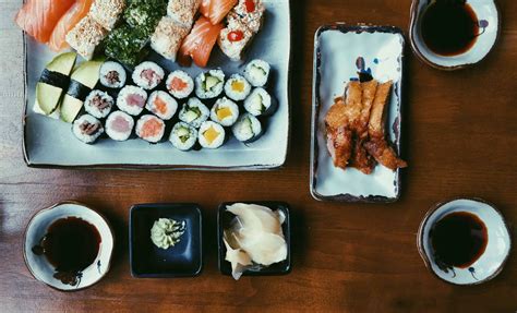 Sushi for Beginners | a little history & the best get started guides