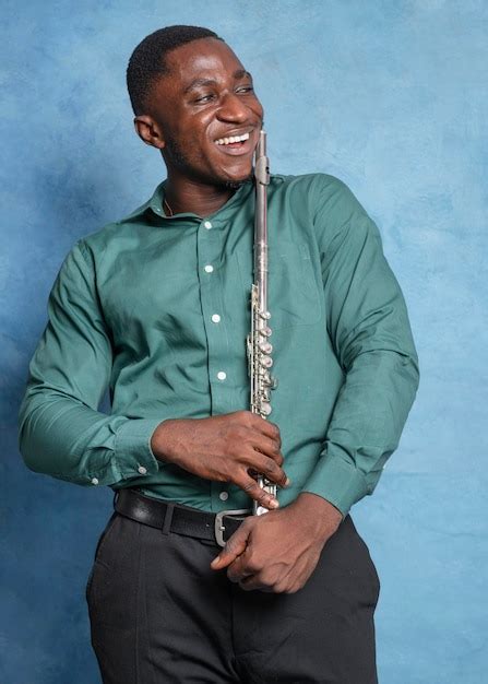 Page 42 | African American Singing Images - Free Download on Freepik