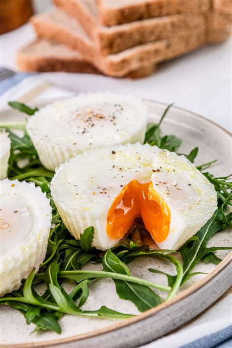 Instant Pot Poached Eggs - Food Faith Fitness