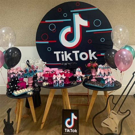 Fiesta TikTok 37 Ideas para Decorar tu Cumpleaños Ideas Cumpleaños