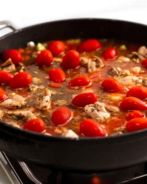 One Pot Greek Chicken Risoni Orzo Venagredos