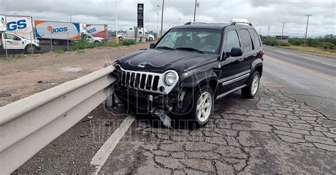 Hoy Tamaulipas Accidente En Tamaulipas Choca Contra Barandal De