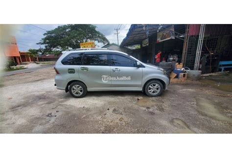 Mobil Toyota Avanza Veloz Silver Manual 2013 Bekas Di Pekanbaru Riau