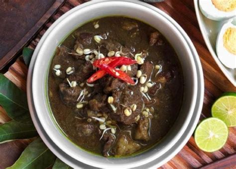 Resep Rawon Daging Sapi Lezat Dan Penuh Rempah Blog Ruparupa