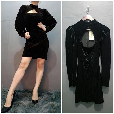 BNWT INDEFEIR Black Velvet Puff Sleeves Boob Cut Bodycon Event Date