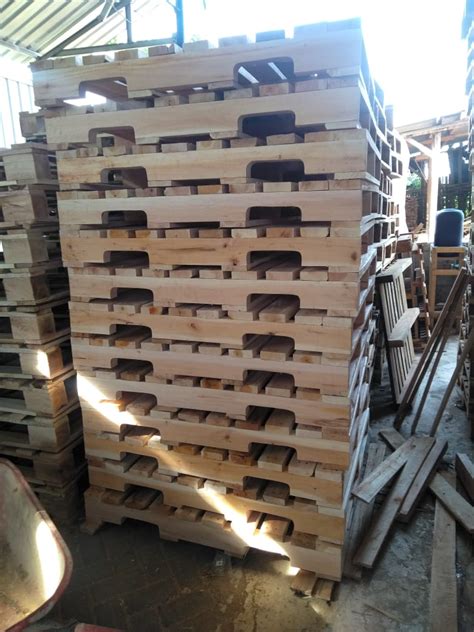 Supplier Pabrik Pallet Kayu Surabaya Pallet Kayu Surabaya