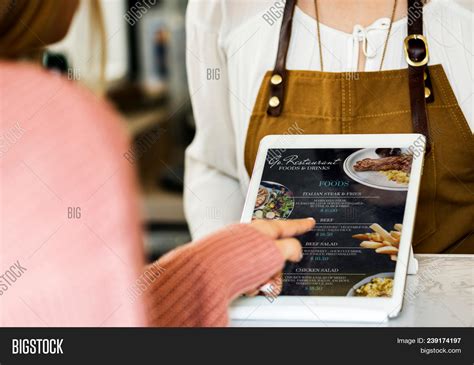 Imagen Y Foto Customer Ordering Prueba Gratis Bigstock