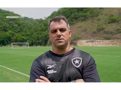 Botafogo Apresenta Novo Integrante Da Comissão Técnica De Lúcio Flávio