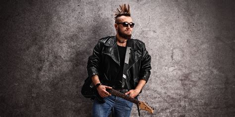 Punk : Définition, Histoire et Origine