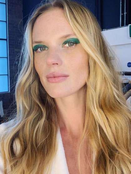 Anne Vyalitsyna Wzrost Waga Wiek Zarobki