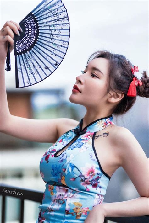Đỏ mặt hot girl xinh đẹp mặc đồ o ép vòng một ngộp thở Titanic