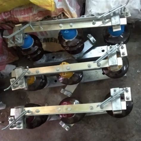 Kv Amps Isolator Horizontal At Rs Set In Howrah Id