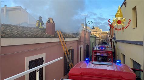 Fiamme In Abitazione Struttura Evacuata