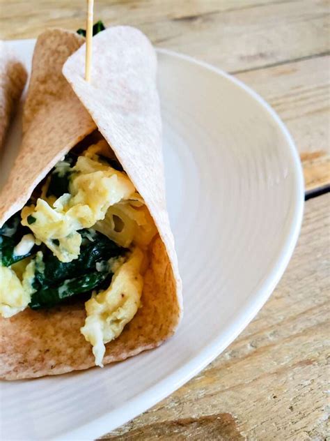 Spinach And Feta Breakfast Wraps