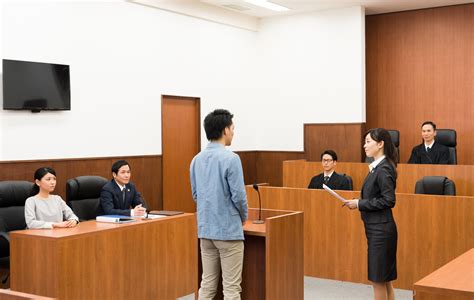 弁護士になるには？司法試験を受けるまでの道のりやキャリアプラン