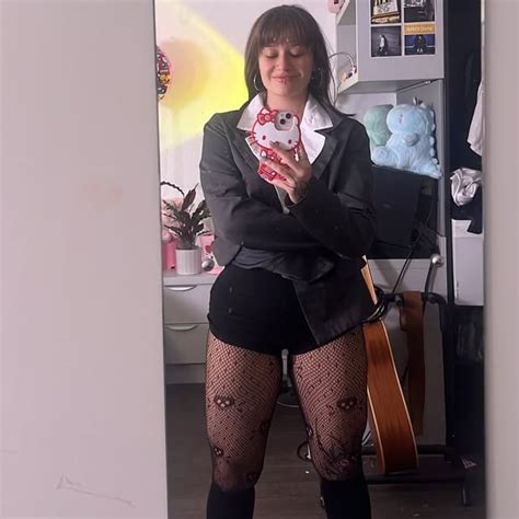 @katiclyzm on Threads