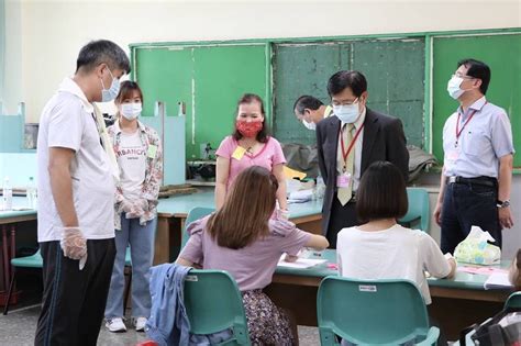 【高雄市長補選投票】老翁當眾撕毀選票觸法 晚上7點揭曉新市長人選 上報 焦點