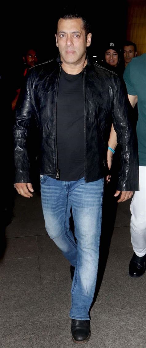 Salman Khan Was Spotted At Mumbai Airport As The Superstar Left For