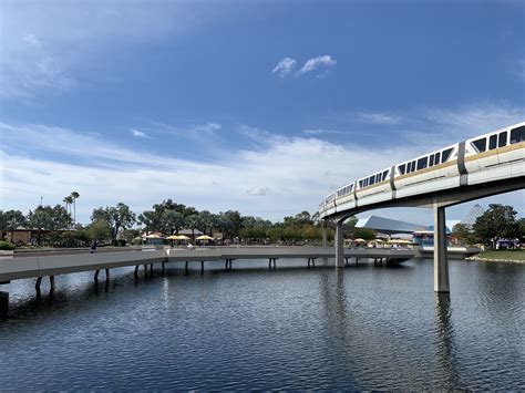 Disney World Monorail Map + Guide