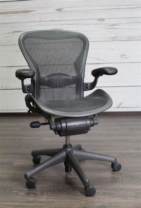 Brand New Authentic Herman Miller Aeron Remastered Size B Fully Load