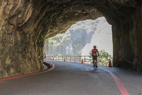 Cycling In Taiwan Best Routes And Travel Tips Love And Road