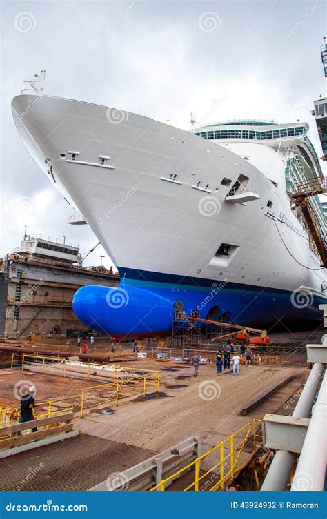 Cruise Ship Drydock Editorial Photography Image Of Naval 43924932