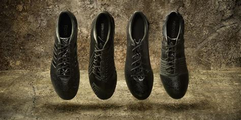 Mykee Alvero : Adidas Football "Black" Pack