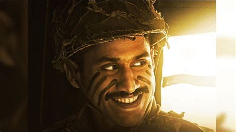 Laal Singh Chaddha Naga Chaitanya Look As Soldier From Aamir Khan And